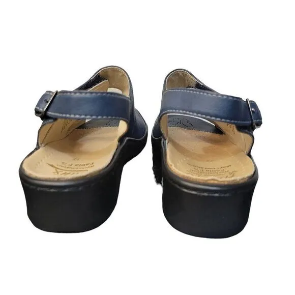 Fidelio Fabia 2-Strap With Back Strap Sandals (Size 7.5)