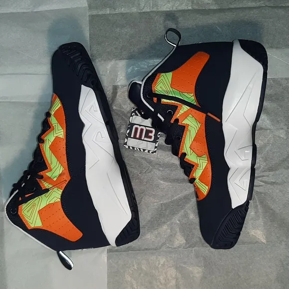 Fila Sneakers. Brand NEW! Men size 10
