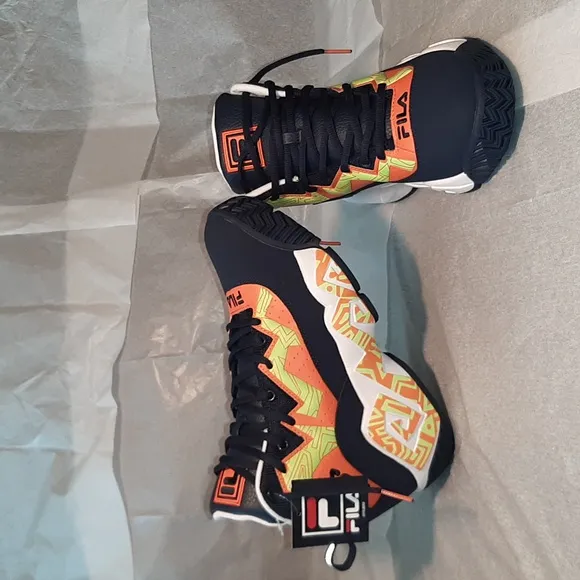 Fila Sneakers. Brand NEW! Men size 10