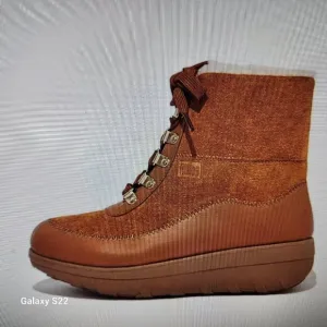 Fitflop Leather Mukluks Iii Tan Boots. NIB. Size: Various.