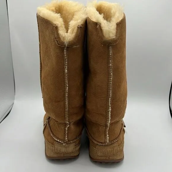 Fitflop shearling and suede boots Size 6 B37