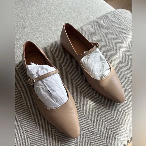Flattered Camila Leather Beige size 8
