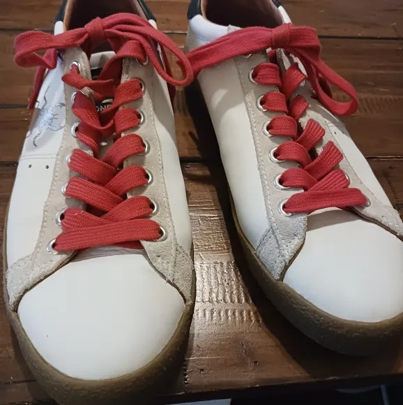 Fly London Leather White Tan Sneakers With Red Shoestrings. Sz 38 Or 7.8/8