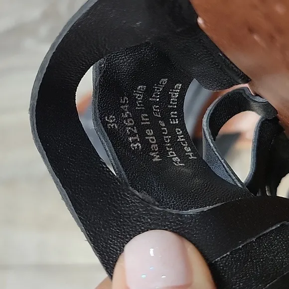 Free People Size 36/5 1/2 Dark Gray/Faded Black Leather Angler Sandals NWOT