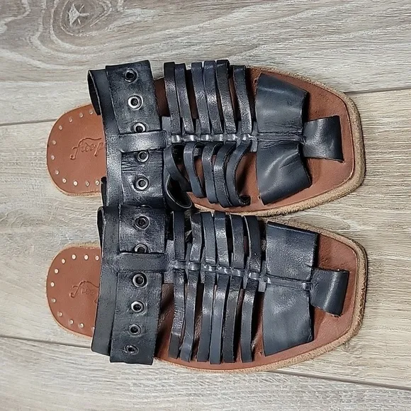 Free People Size 36/5 1/2 Dark Gray/Faded Black Leather Angler Sandals NWOT