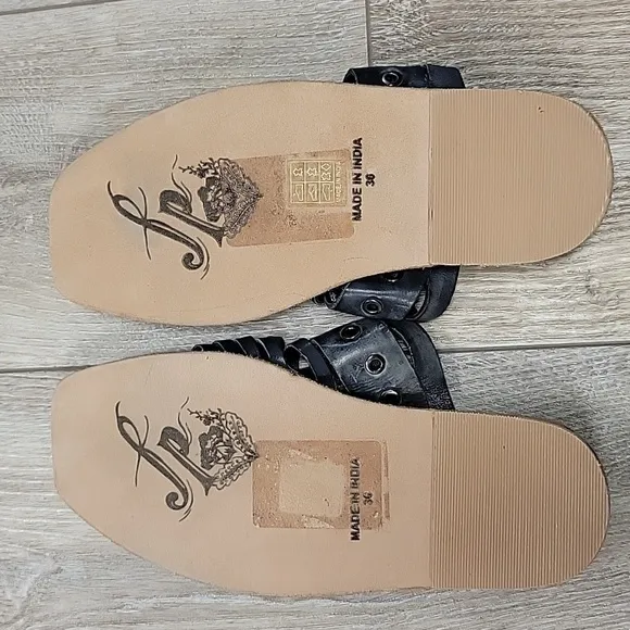 Free People Size 36/5 1/2 Dark Gray/Faded Black Leather Angler Sandals NWOT