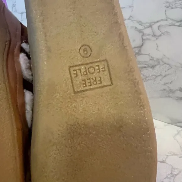 Free People stitch detail shearling mukluk boots in vintage tan size 9