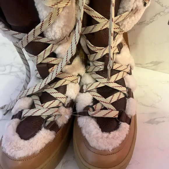 Free People stitch detail shearling mukluk boots in vintage tan size 9