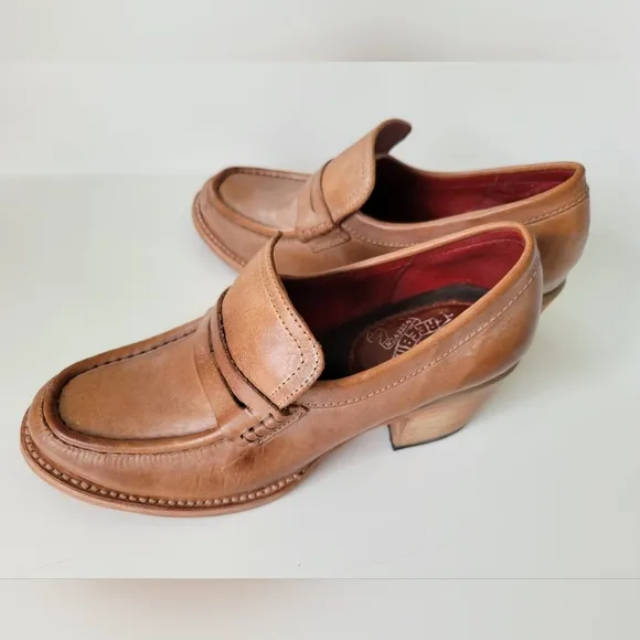 Freebird Chevelle Tan Chunky Heel Loafers Size 8