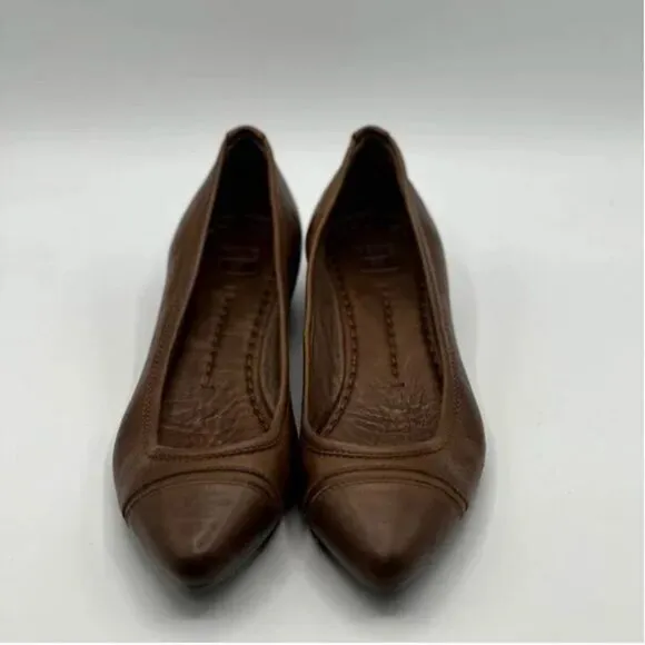Frye Brown Distressed Leather Flats Size 6.5