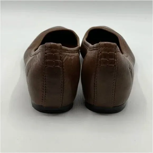 Frye Brown Distressed Leather Flats Size 6.5