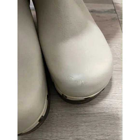 Frye - Shearling Boots / Cream &amp; Wood / size 6 B