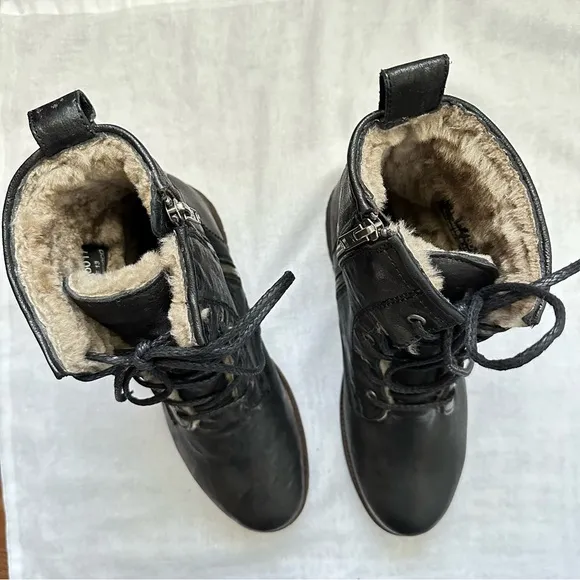 Frye Shearling Lined Valerie Lace Up Combat Ankle Black Leather Boots Size 10