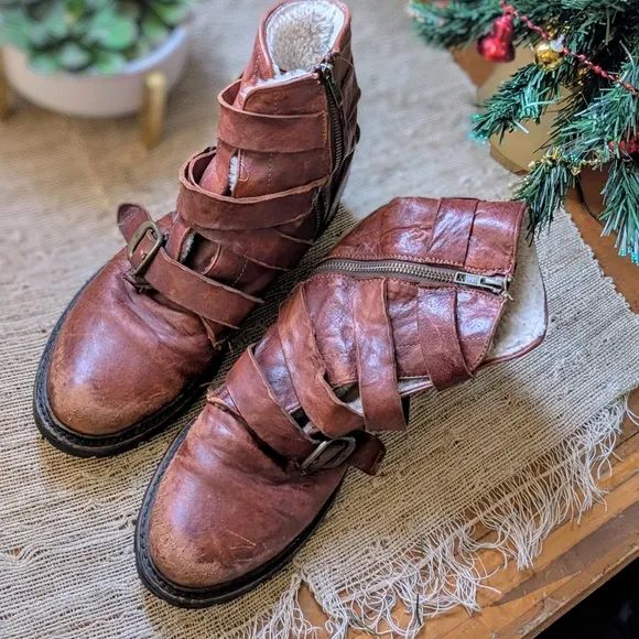 Frye • Tanker Vanessa Shearling Men's Boots