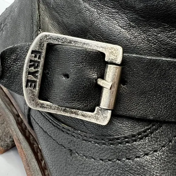 FRYE Valerie 6 Black Shearling Moto Buckle Motorcycle Boots Booties