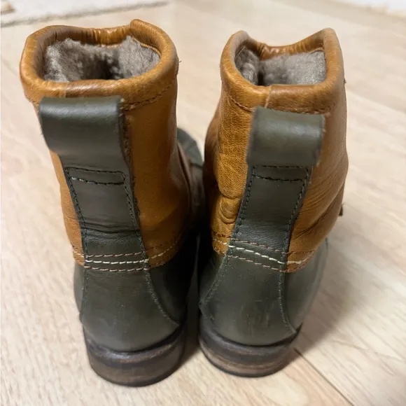 Frye Veronica Shearling Leather Duck Boots