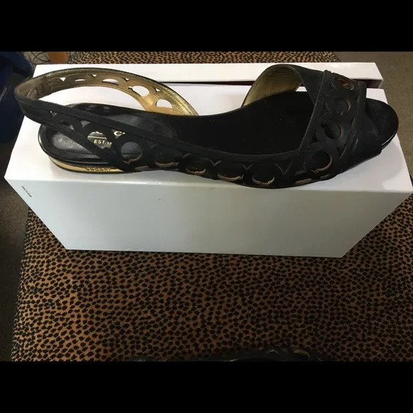 Fun Coach slingback flats!