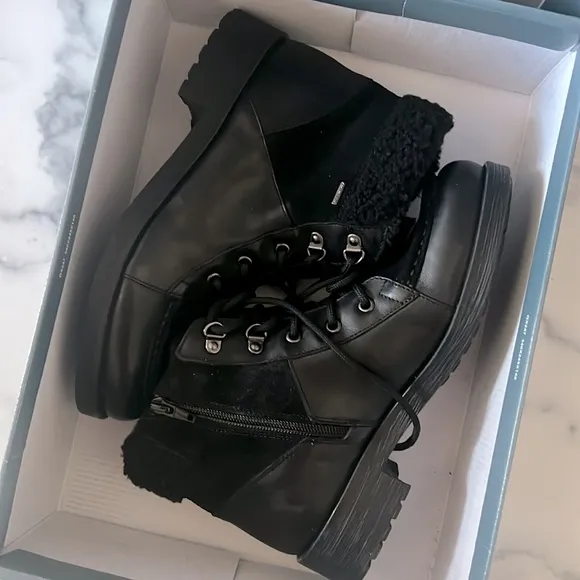 GEOX Rawelle ABX Faux Shearling Trimmed Waterproof Boots, US8 EU38 NEW in Box
