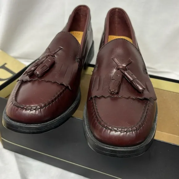 GH Bass Estelle Leather Burgundy Marietta II Tassle Weejun Loafer 11
