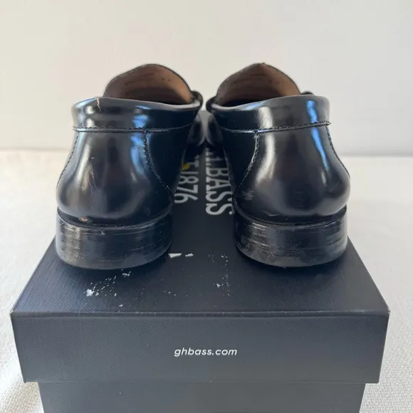 GH Bass Mens Larson Weejuns Loafers Size 9