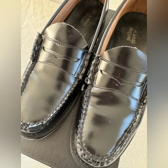 GH Bass Mens Larson Weejuns Loafers Size 9