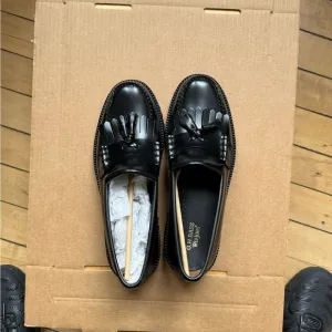 G.H. Bass Weejuns. Black Loafers