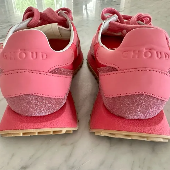 Ghoud Womens pink rush sneakers. Size 37