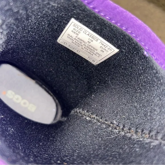 Girls Kids bogs classic purple rain snow boots size 12 child