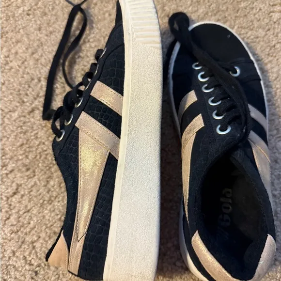 Gola Black and Tan Casual Sneakers