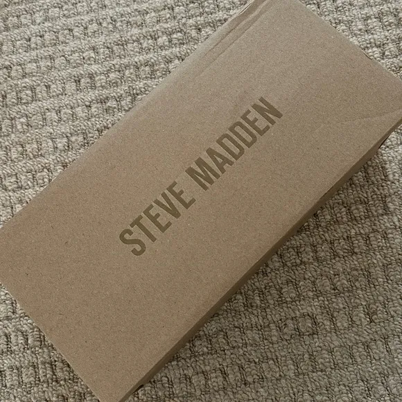 Graya Black Patent - Steven Madden
