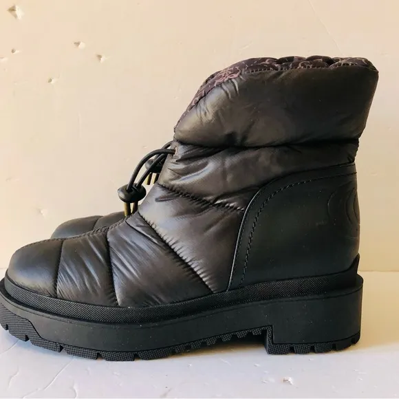 Guess Winter Ankle Snow Boots Womens Size 8.5 Black Leather Puffer Pull On LEEDA