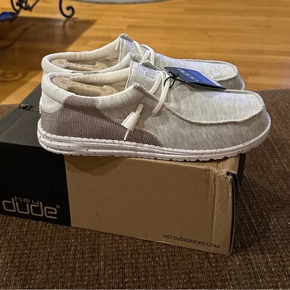 HEY DUDE men’s Wally Stitch Shoes