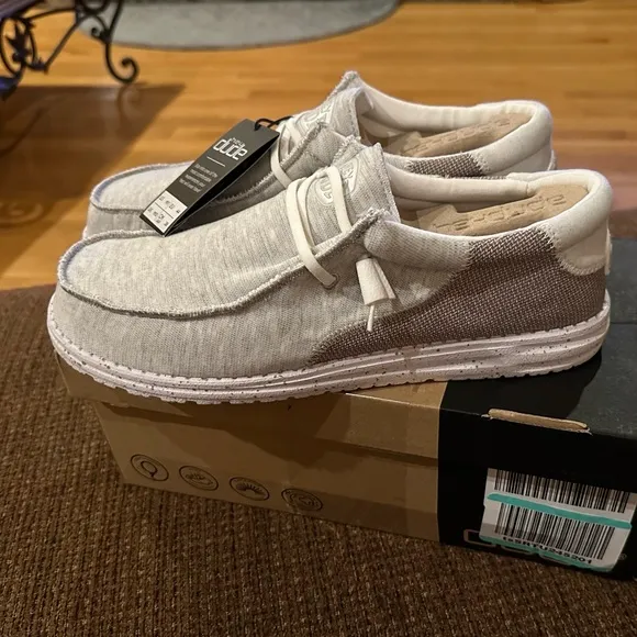 HEY DUDE men’s Wally Stitch Shoes