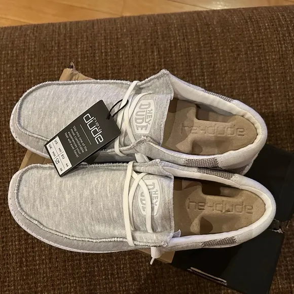 HEY DUDE men’s Wally Stitch Shoes