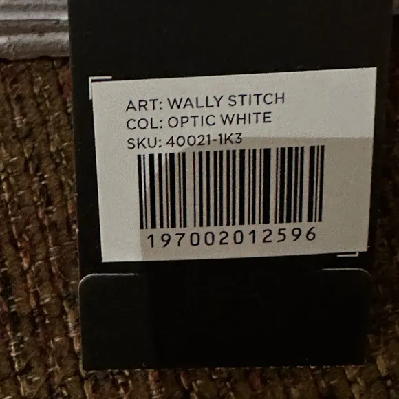 HEY DUDE men’s Wally Stitch Shoes