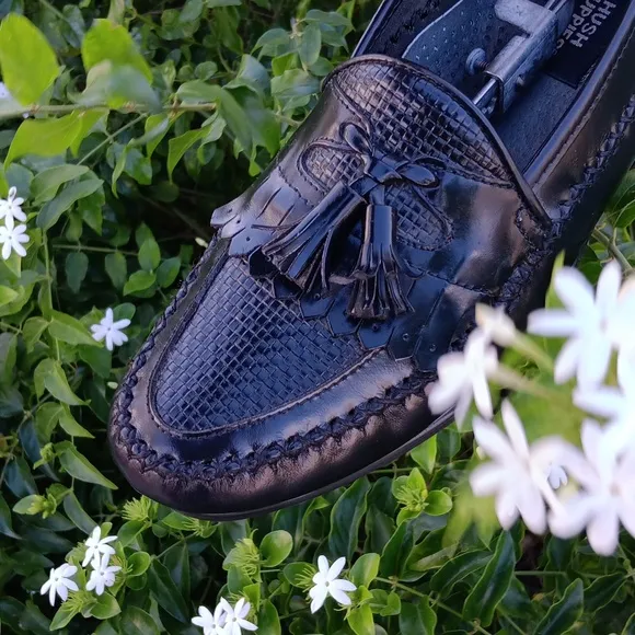 HUSH PUPPIES (COASTA RICA) MEN'S DRESS BLACK  GENUINE LEATHER TASSELED LOAFER