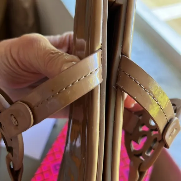 Iconic Tory Burch Miller Sandals TAN Patent Leather