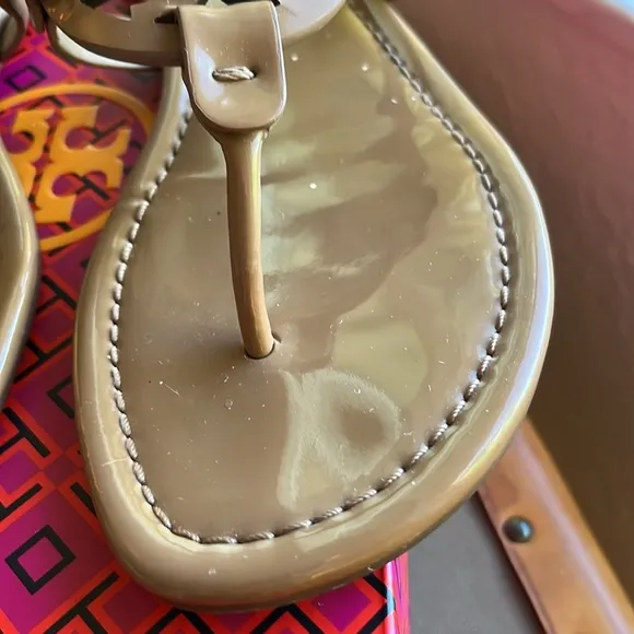 Iconic Tory Burch Miller Sandals TAN Patent Leather