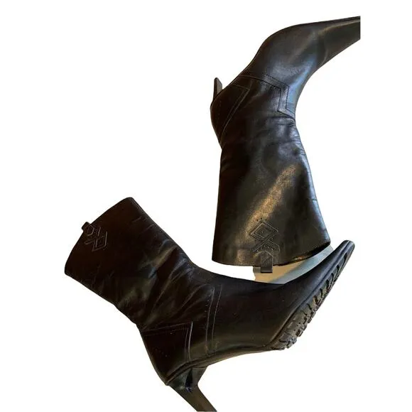 Italian designer Davos Leather Shearling Lined Heeled Boots 41 (fits like a 10)