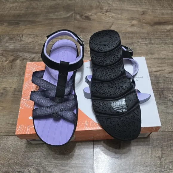 J SPORT adjustable strap cushioned sandals women's size 8