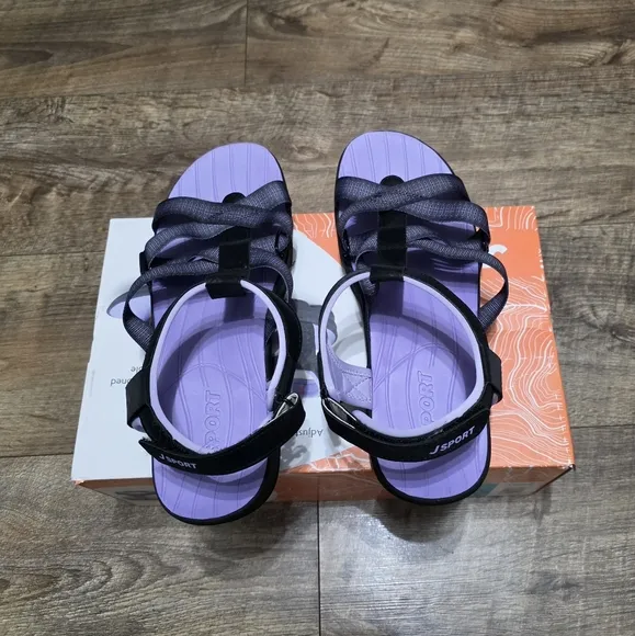 J SPORT adjustable strap cushioned sandals women's size 8