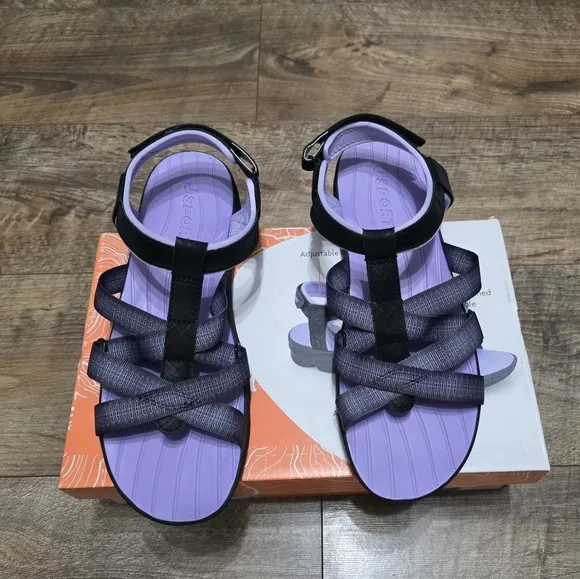 J SPORT adjustable strap cushioned sandals women's size 8