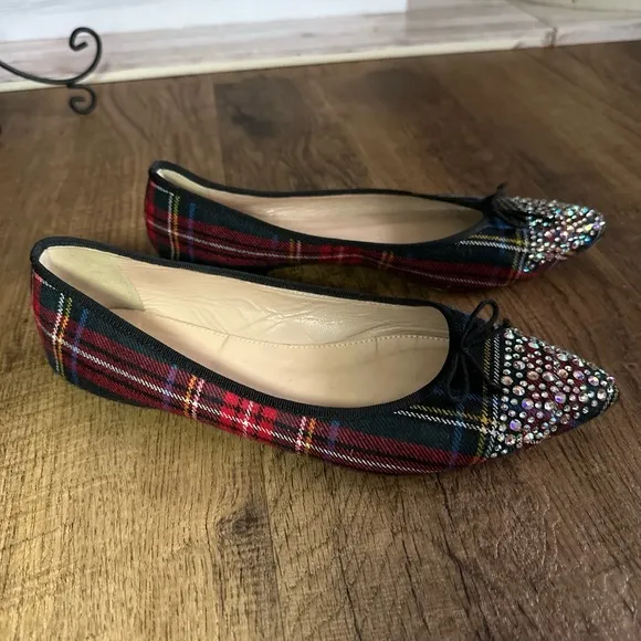 J.CREW GEMMA CRYSTAL-CAP-TOE FLATS Size 9 US in a beautiful plaid print