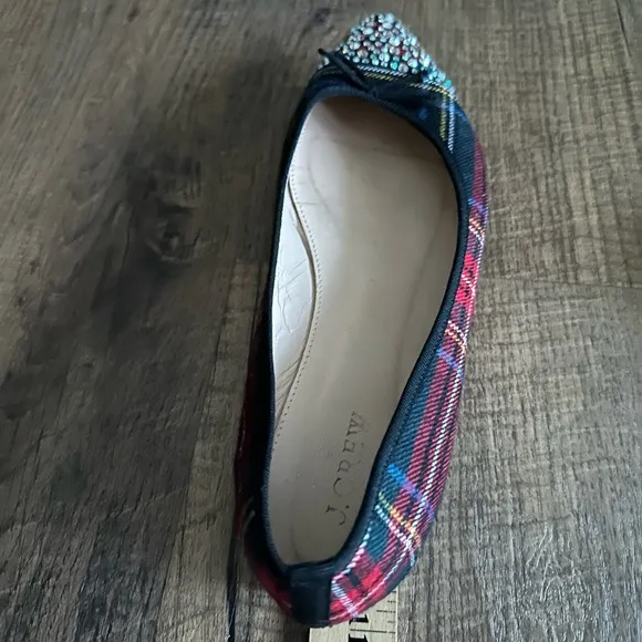 J.CREW GEMMA CRYSTAL-CAP-TOE FLATS Size 9 US in a beautiful plaid print