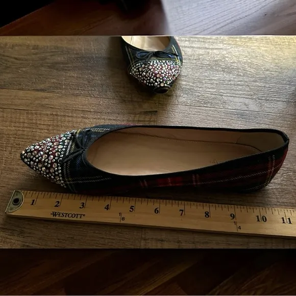 J.CREW GEMMA CRYSTAL-CAP-TOE FLATS Size 9 US in a beautiful plaid print