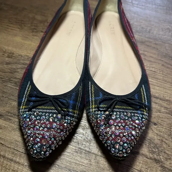 J.CREW GEMMA CRYSTAL-CAP-TOE FLATS Size 9 US in a beautiful plaid print