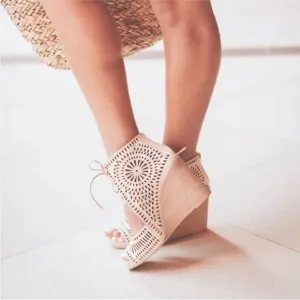 Jeffrey Campbell Laser Cut Rodillo Hi Wedge Lace Up Tan Gladiator Sandal Size 5