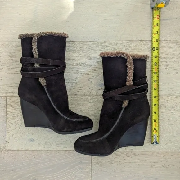 JOAN &amp; DAVID DAFLORITA Brown Suede Wedge Ankle Boots, Shearling Trim; Size 8.5 M
