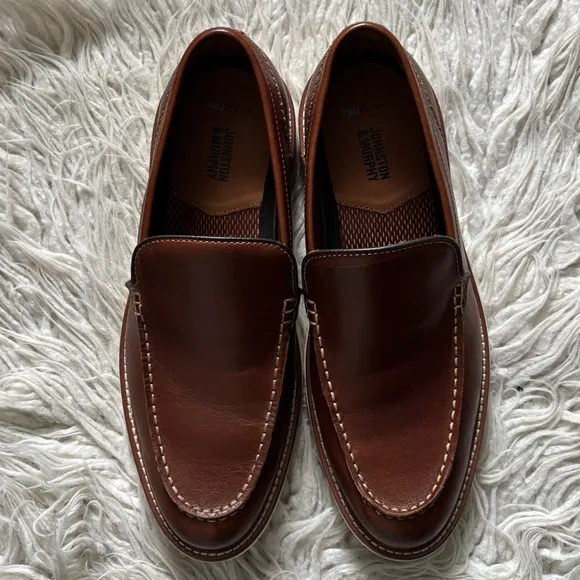 Johnston &amp; Murphy Mens Upton Venetian 20-4810 Brown Tan Full Grain Loafer EUC 10