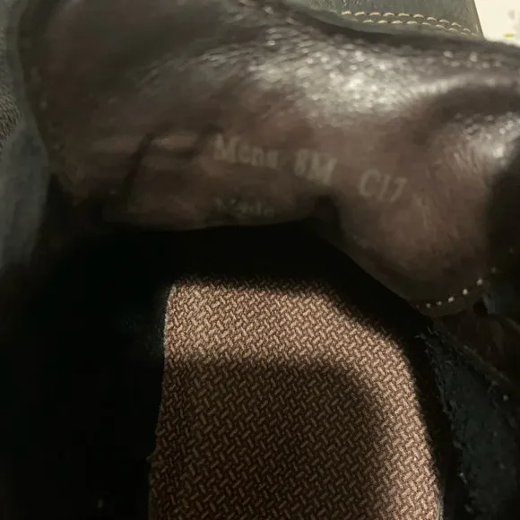 Johnston &amp; Murphy sheepskin Men's Black Sneakers size 8